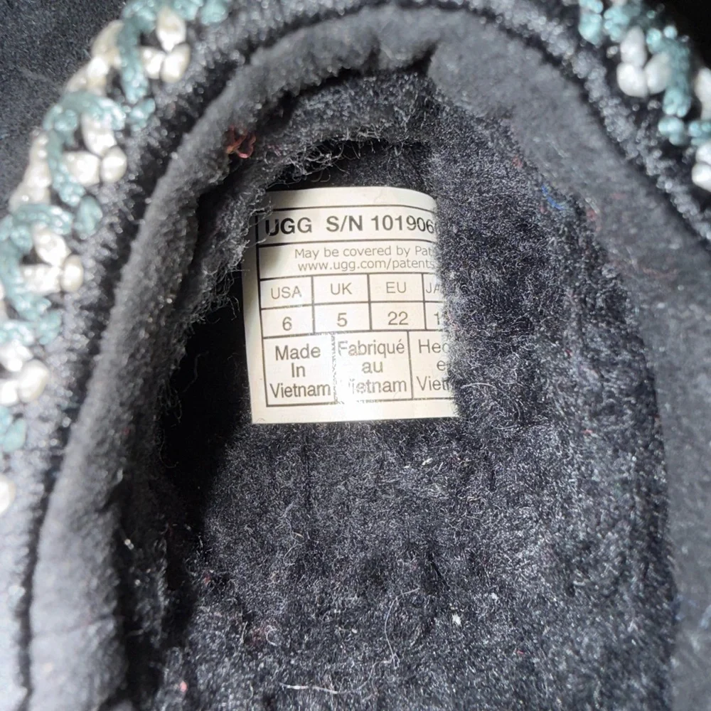 UGG Toddler Unisex Tasman Slippers Wool Blend Trendy Black Size 6